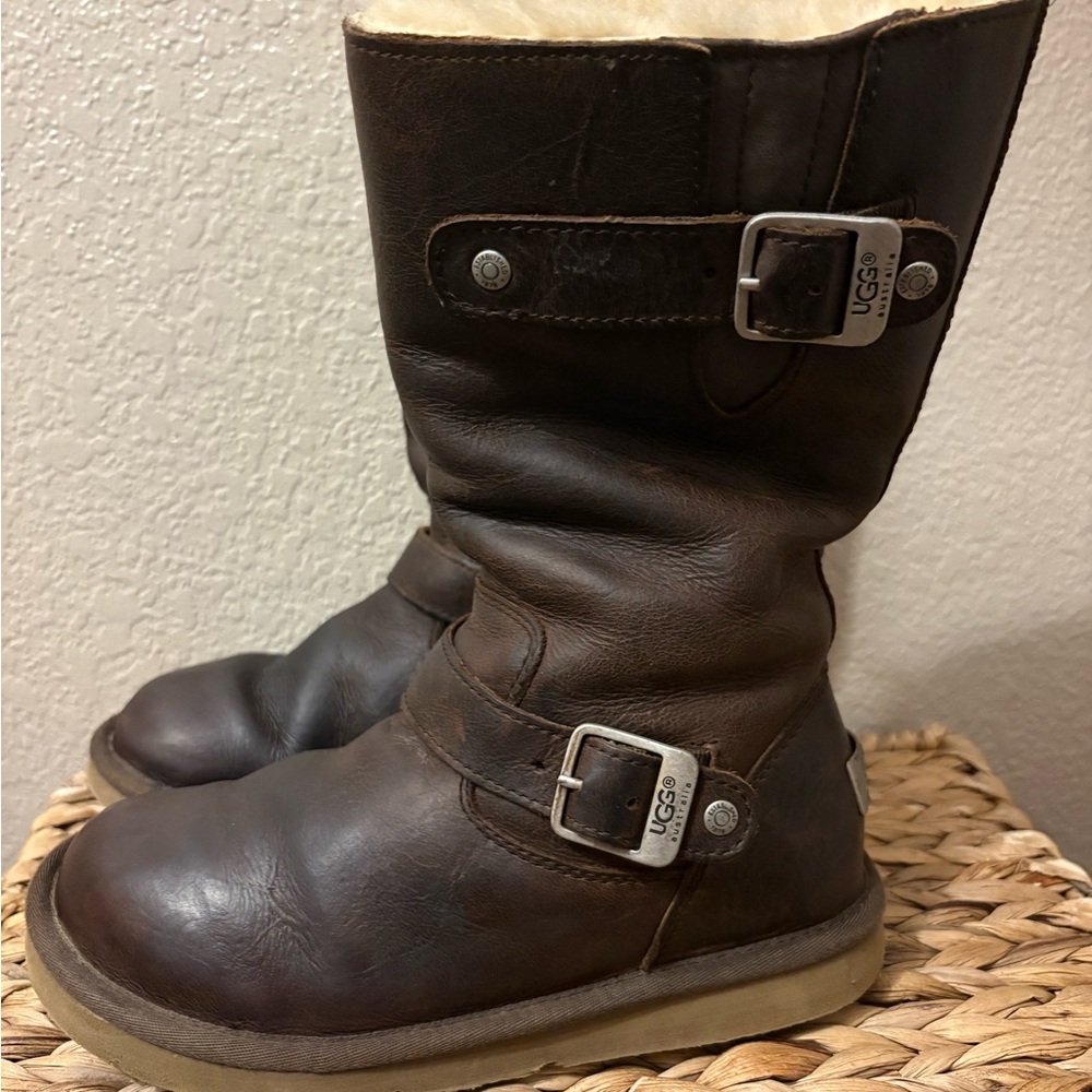 UGG Sutter Moto Buckle Leather Boots - Picture 3 of 10